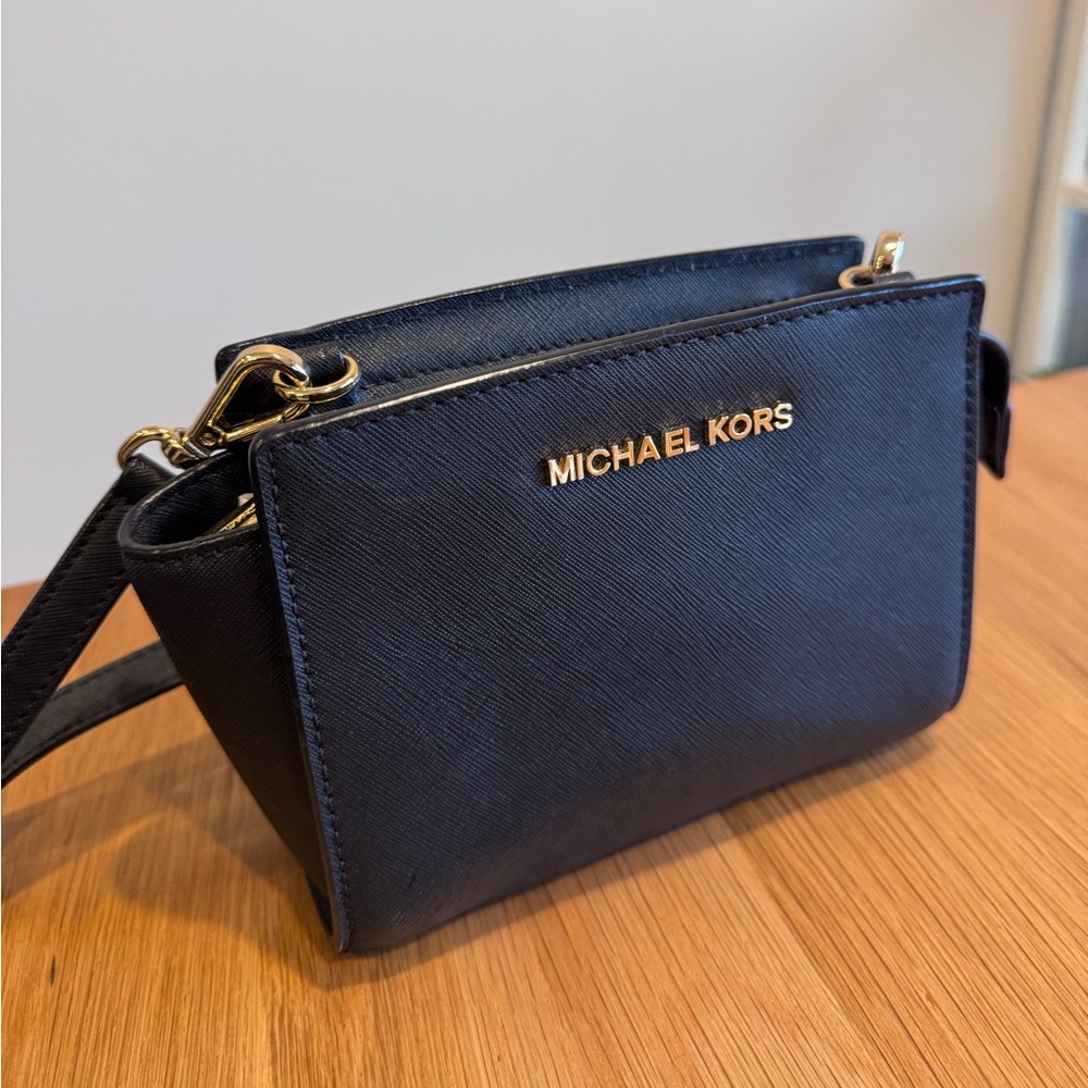 MICHAEL KORS Selma Mini Saffiano Leather Crossbody